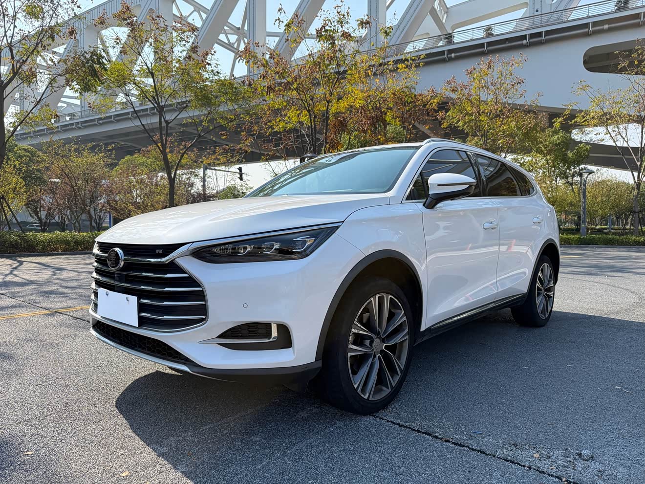 BYD Tang 2019 car image 