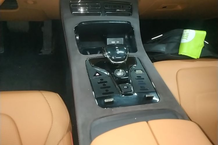 BYD Han 2022 car image #14