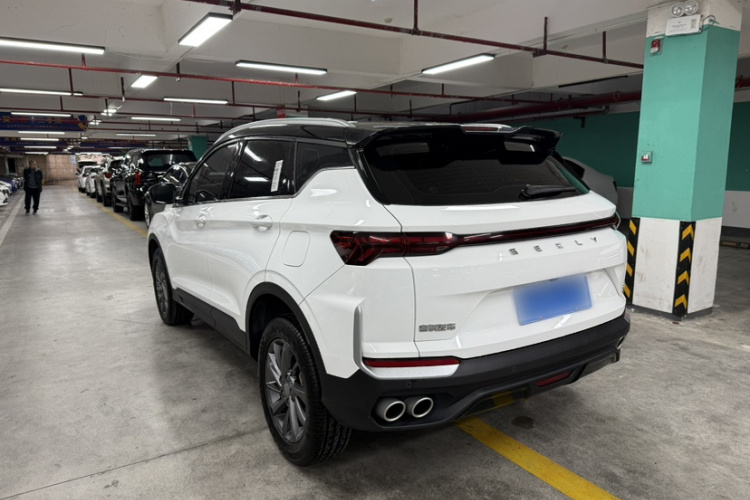 GEELY Coolray 2025 #5 GEELY Coolray 2025 car image #5