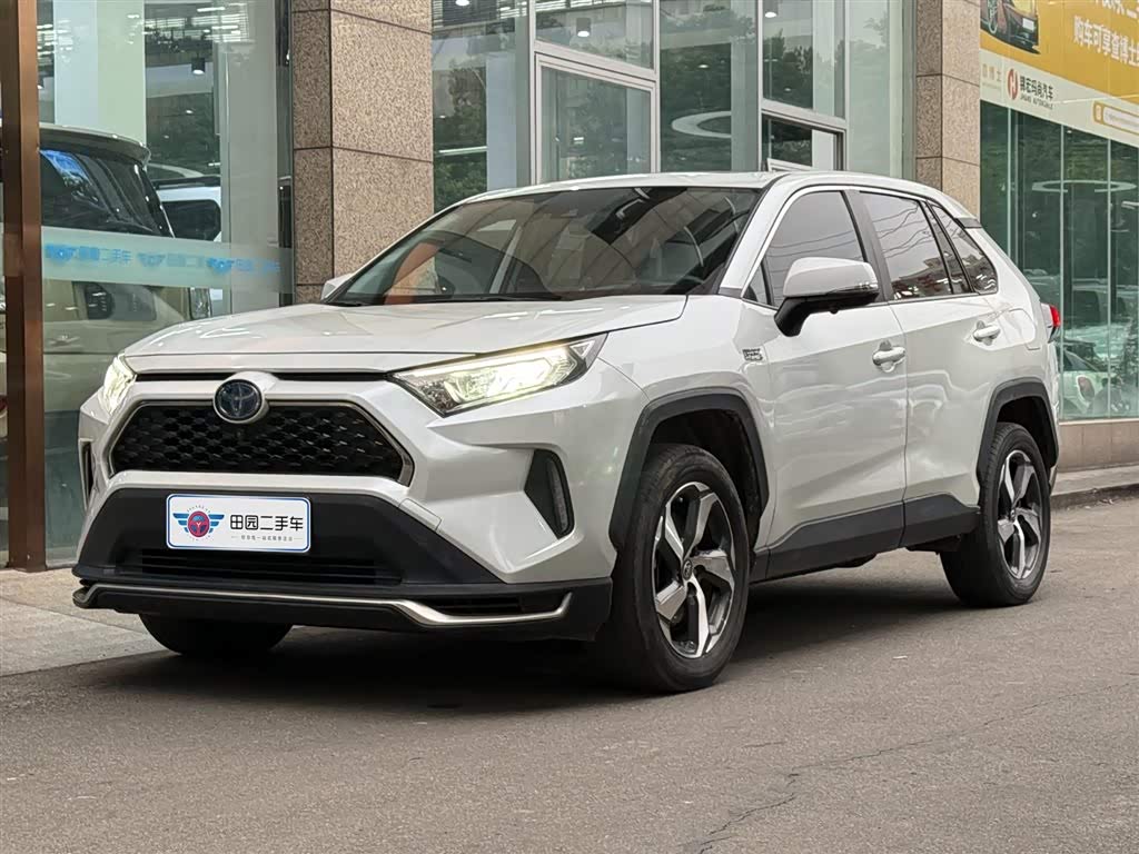 Toyota RAV4 Hybird E+ 2021 Toyota RAV4 Hybird E+ 2021 immagine di auto