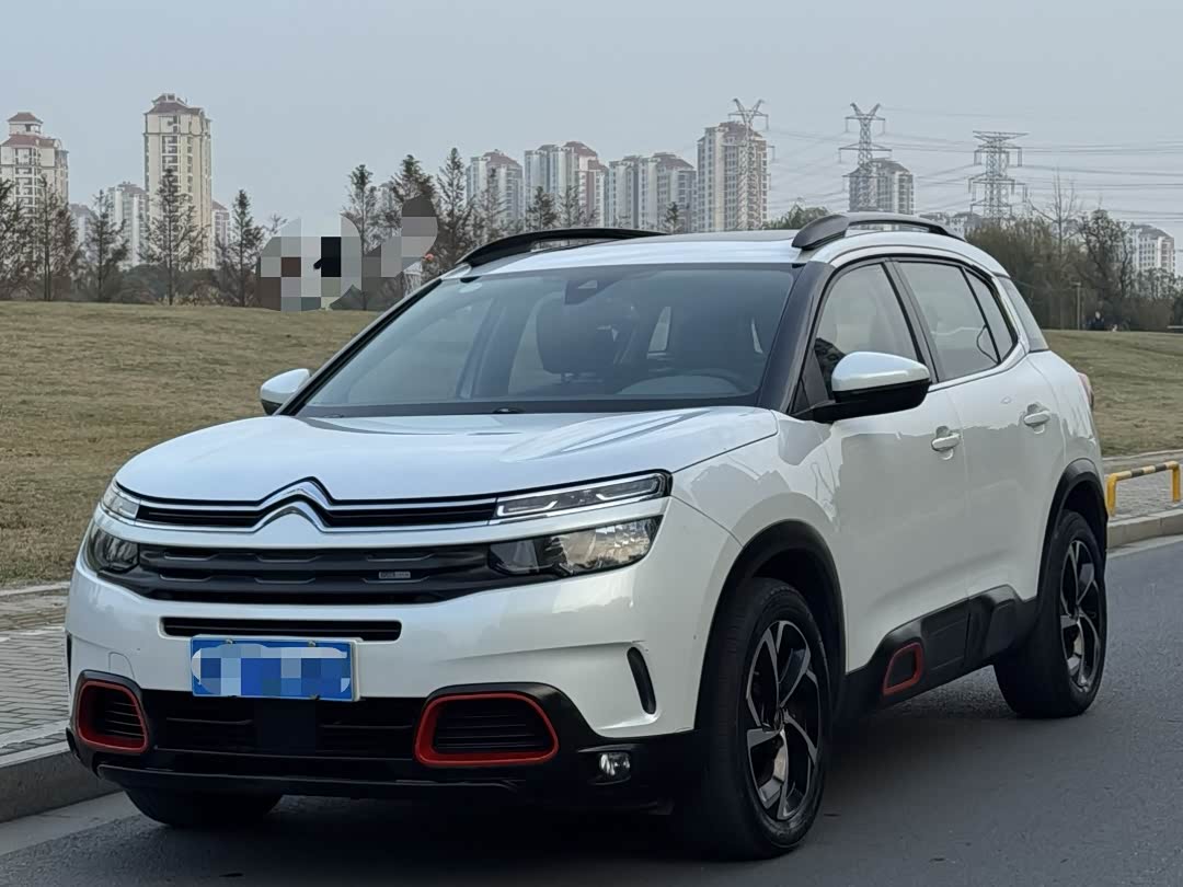 Citroen C5 AIRCROSS 2017 car image 