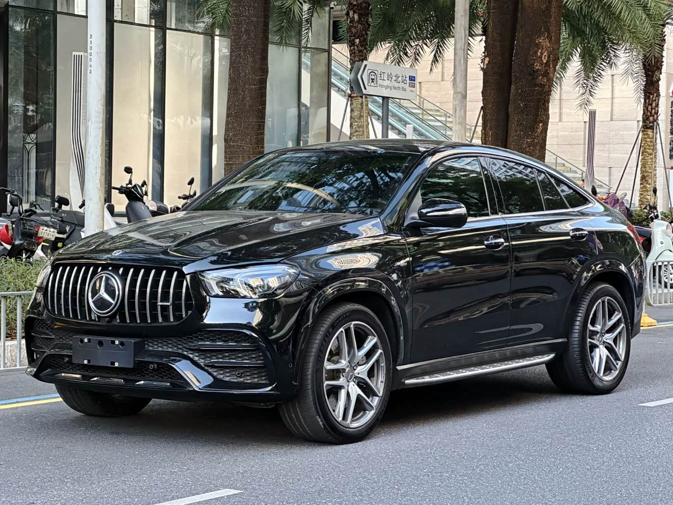 Mercedes-Benz GLE Coupe AMG 2020 Mercedes-Benz GLE Coupe AMG 2020 car image