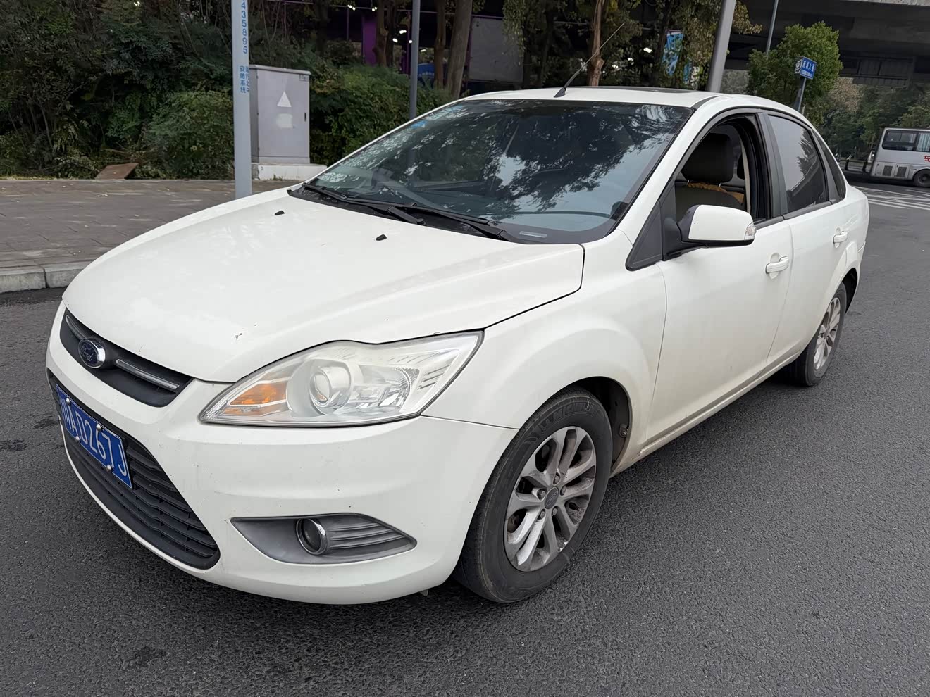 Ford Focus 2014 car image 