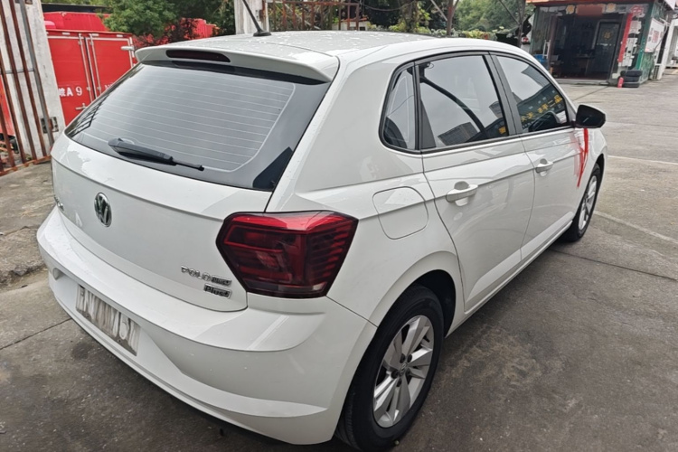 Volkswagen Polo 2020 car image #5