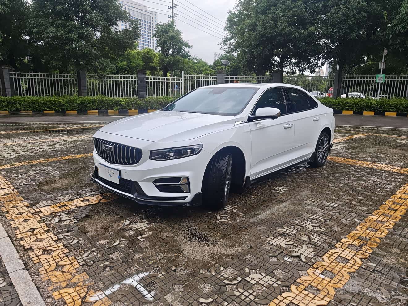 GEELY Preface 2024 car image 