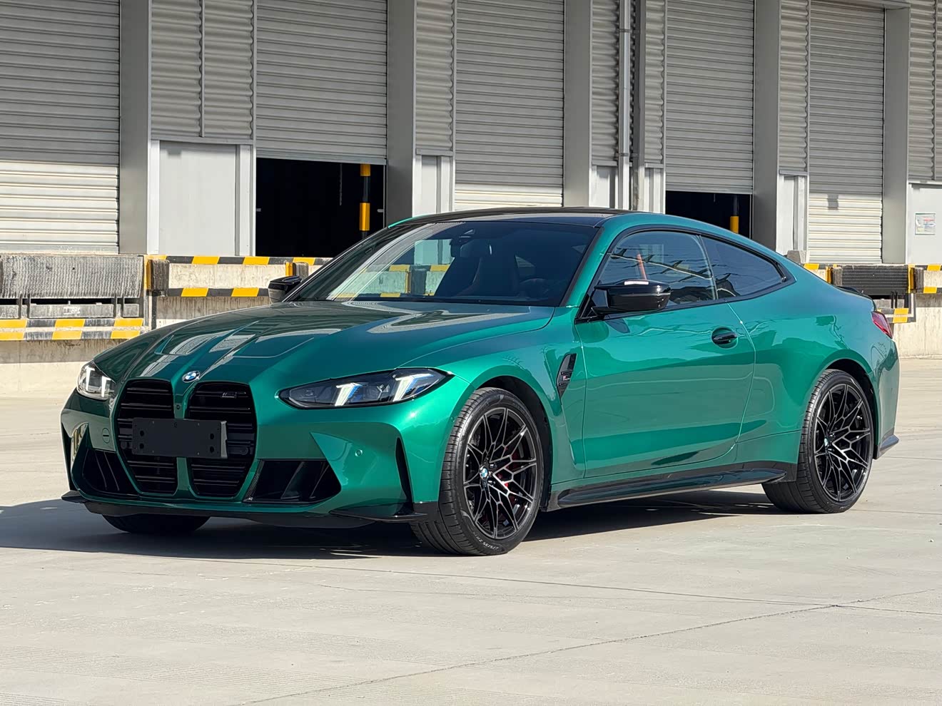 BMW M4 2025 car image 