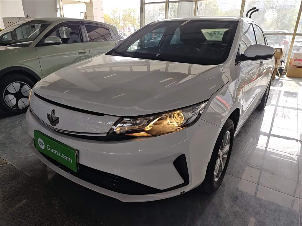 Livan Maple 60S 2022 汽车图片 