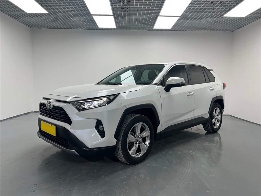 Toyota RAV4 2020 car image 
