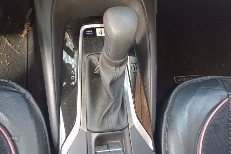 Toyota Corolla 2021 car image #16