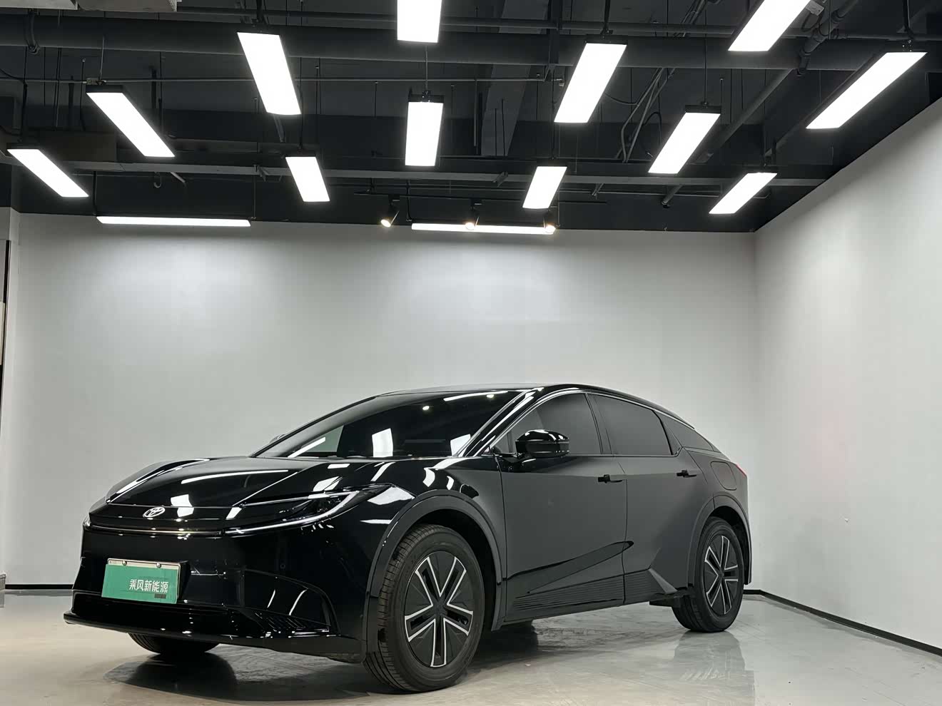 Toyota bZ5 2025 Toyota bZ5 2025 汽车图片