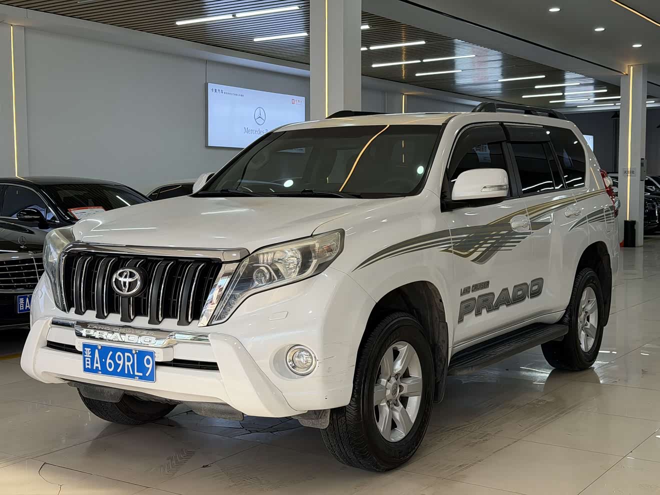 Toyota Land Cruiser Prado 2016 Toyota Land Cruiser Prado 2016 car image