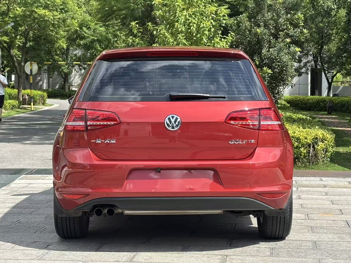 Volkswagen Golf 2015 car image #8