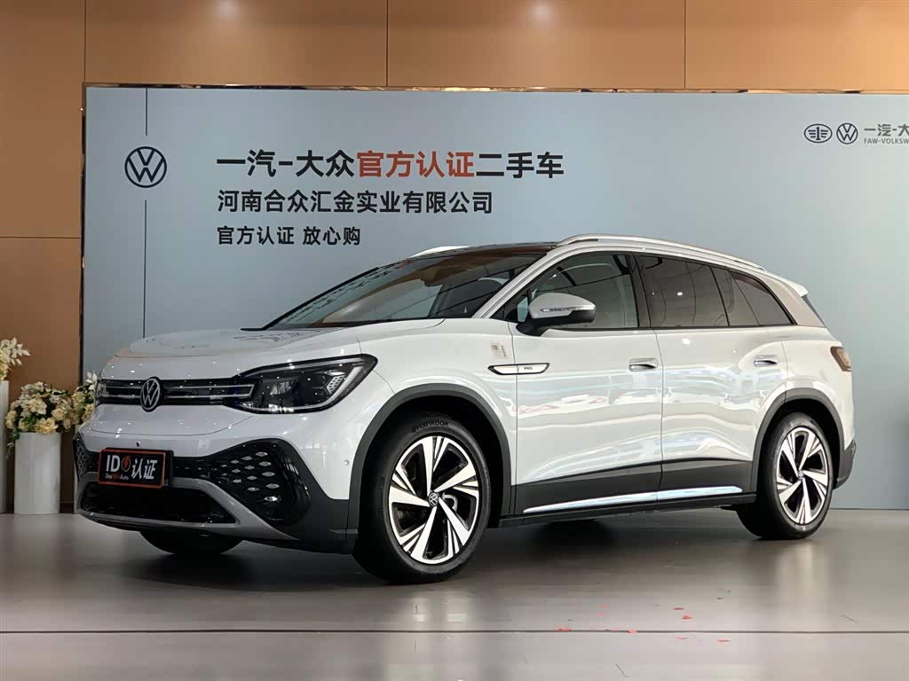 Volkswagen ID.6 Crozz 2023 immagine di auto 
