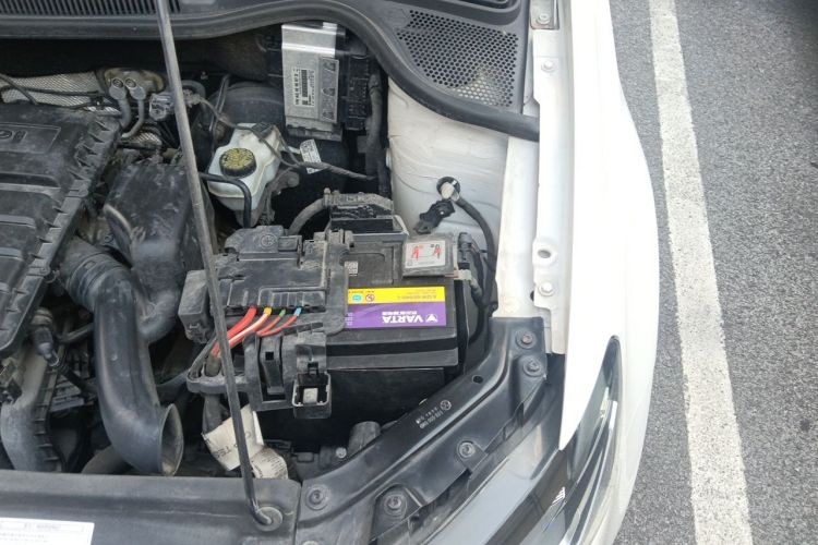 Volkswagen Polo 2018 car image #27