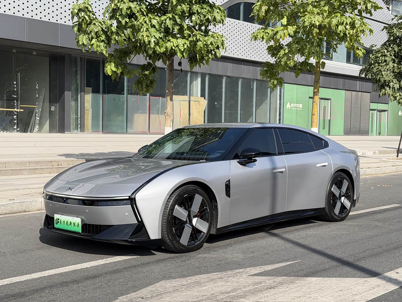 小鹏 小鹏P7 2025 汽车图片 