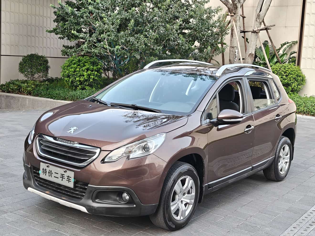 Peugeot 2008 2014 image de voiture 