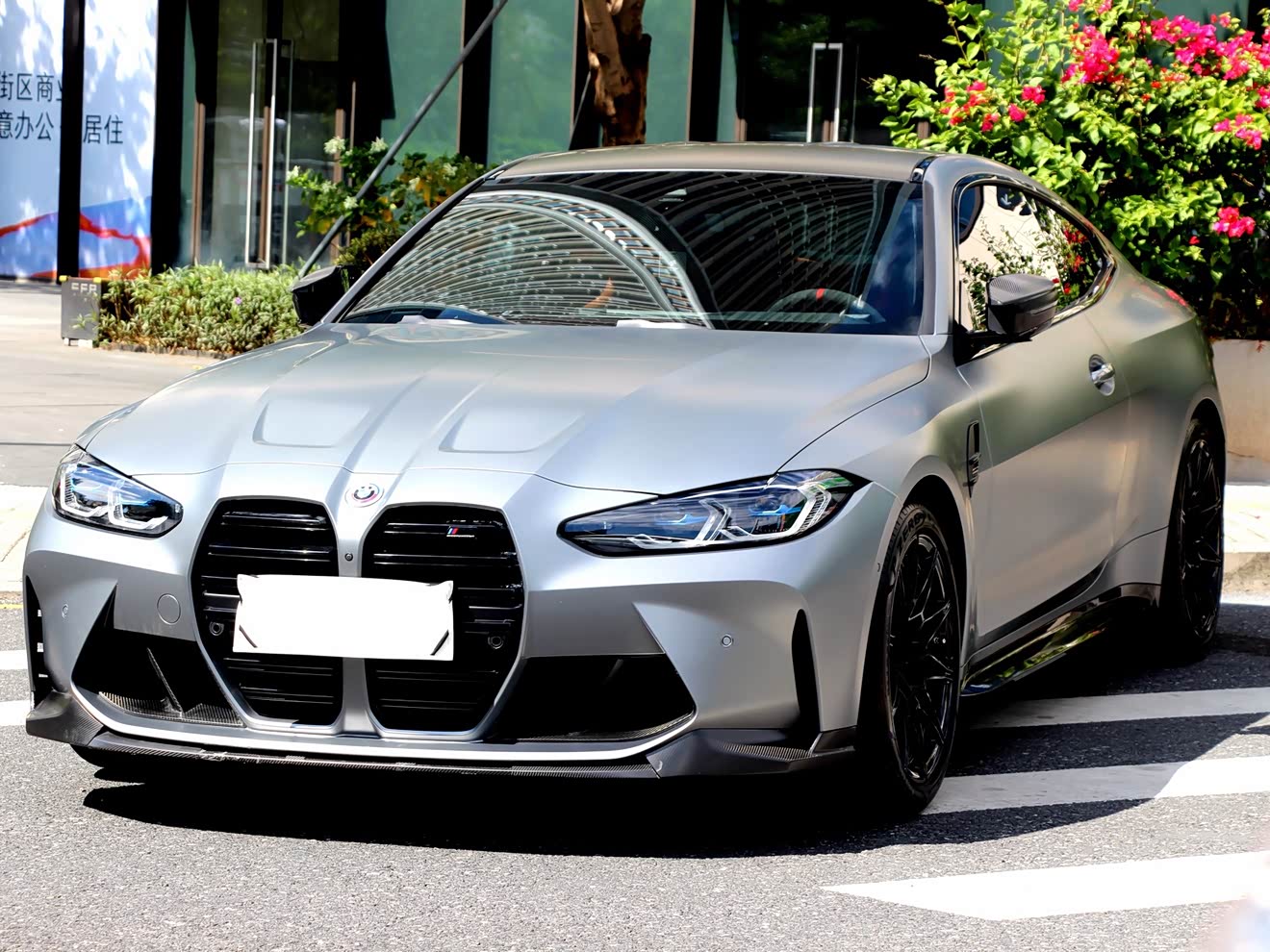 BMW M4 2024 car image 