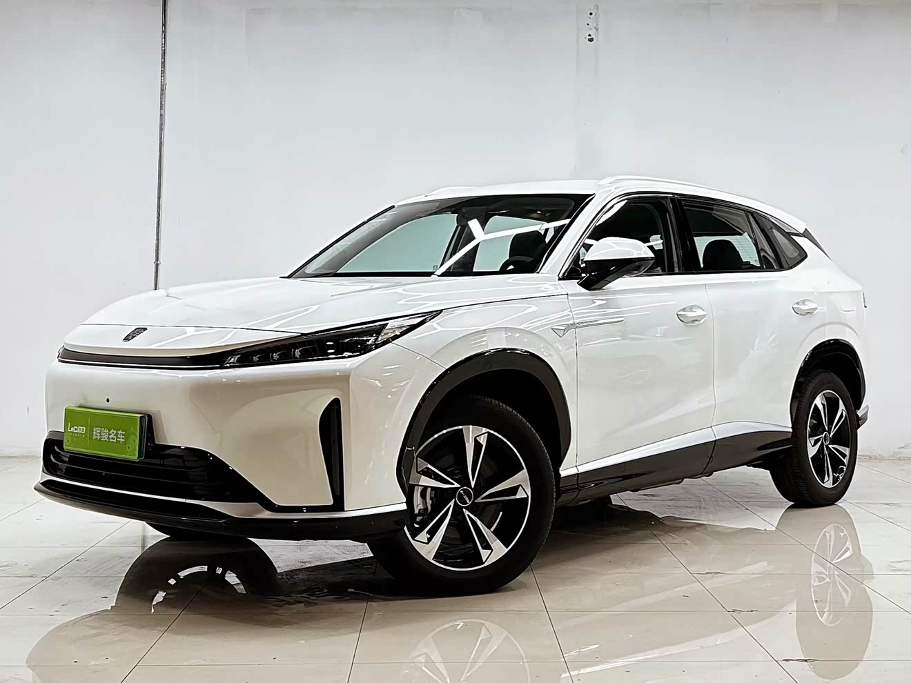 Roewe D5X DMH 2025 car image 