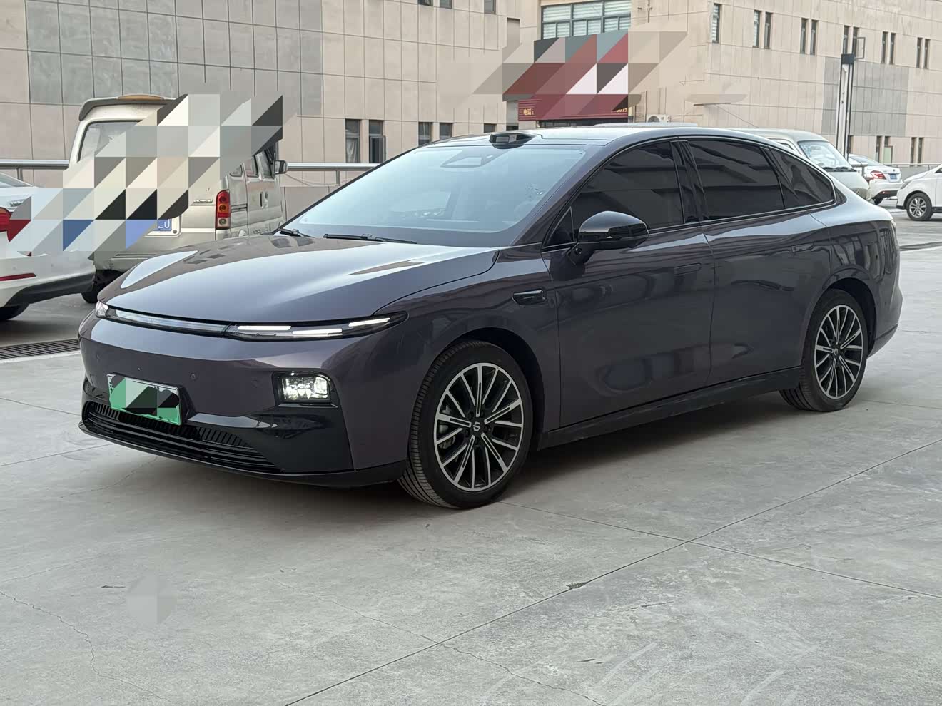 Leapmotor B01 2025 汽车图片 