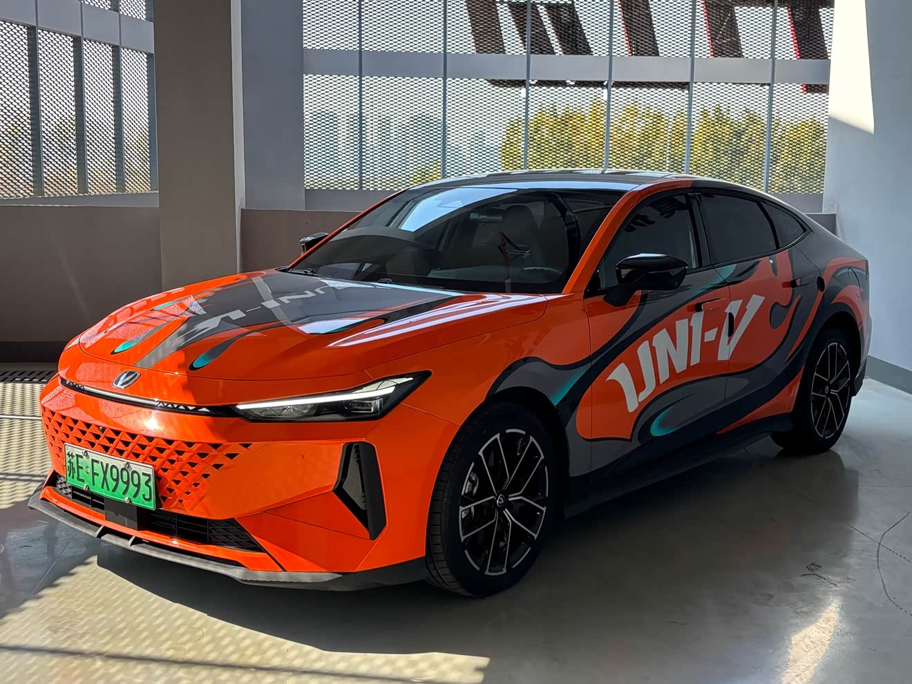 Changan UNI-V iDD 2024 car image 