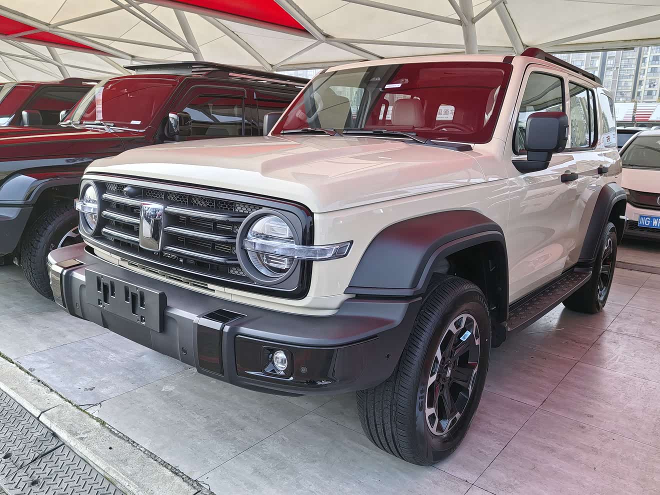 Tank 300 New Energy 2025 car image 