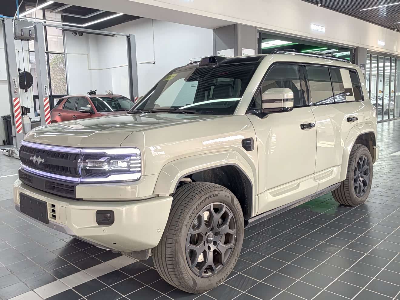 FangChengBao Leopard 5 2025 FangChengBao Leopard 5 2025 car image