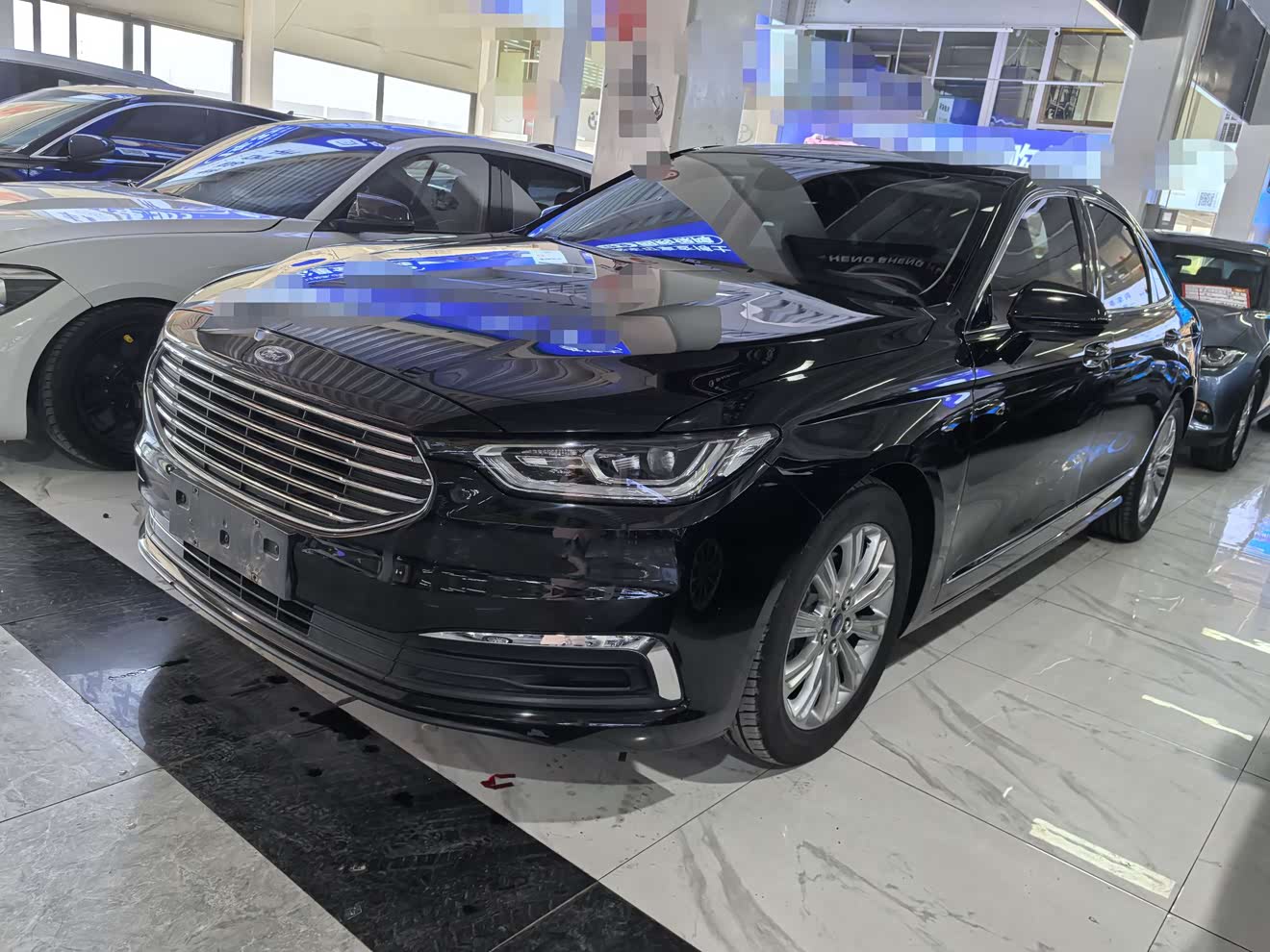 Ford Taurus 2019 car image 