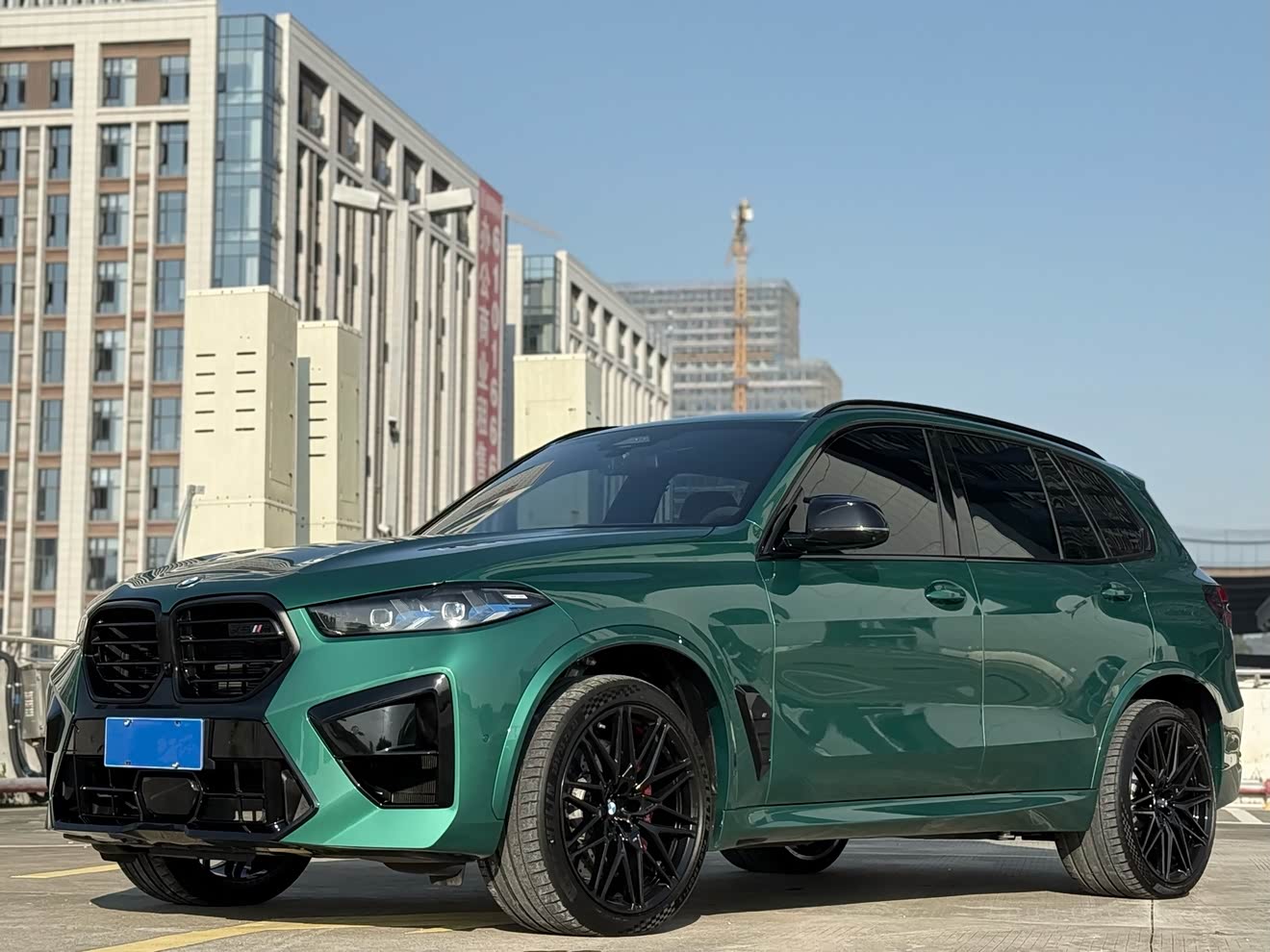 BMW X5 M 2024 car image 