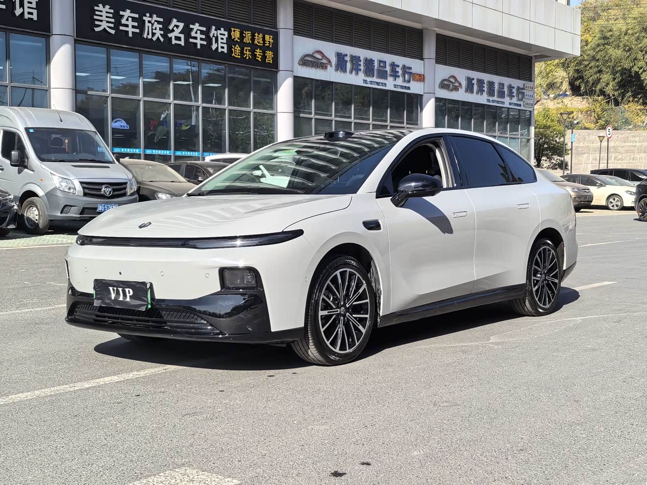 Leapmotor B01 2025 汽车图片 