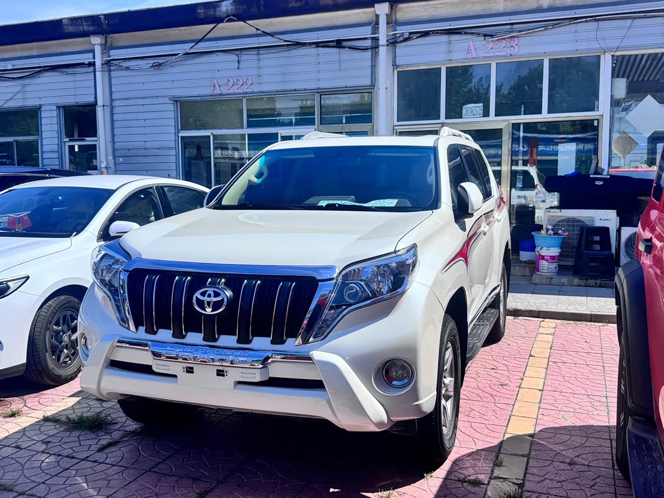 Toyota Land Cruiser Prado 2015 car image 
