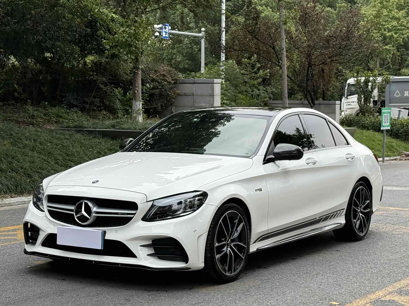 Mercedes-Benz C AMG 2019 Mercedes-Benz C AMG 2019 immagine di auto