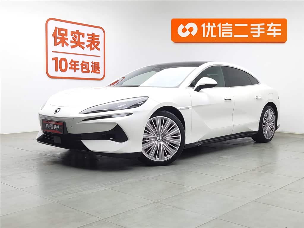 Denza Z9 2024 Denza Z9 2024 immagine di auto