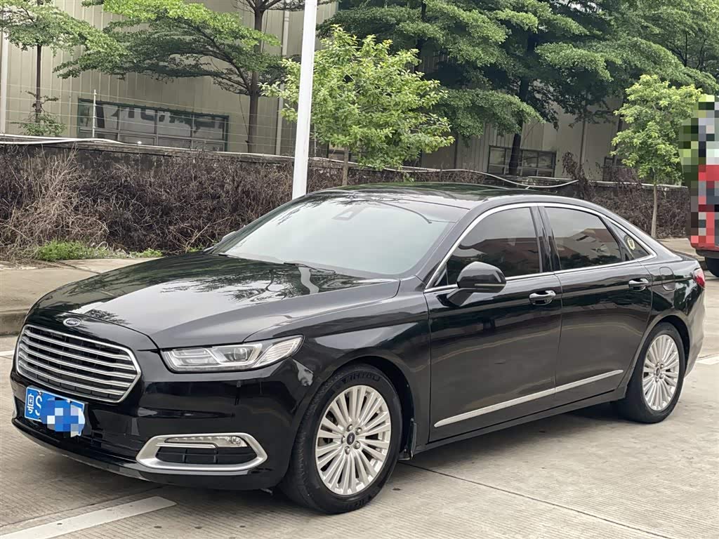 Ford Taurus 2018 car image 
