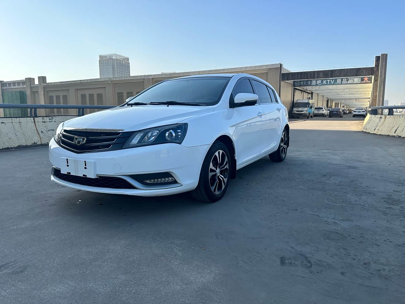 GEELY Emgrand 2014 immagine di auto 