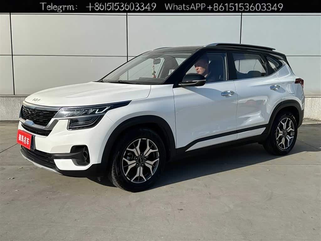 Kia Stonic 2021 汽车图片 