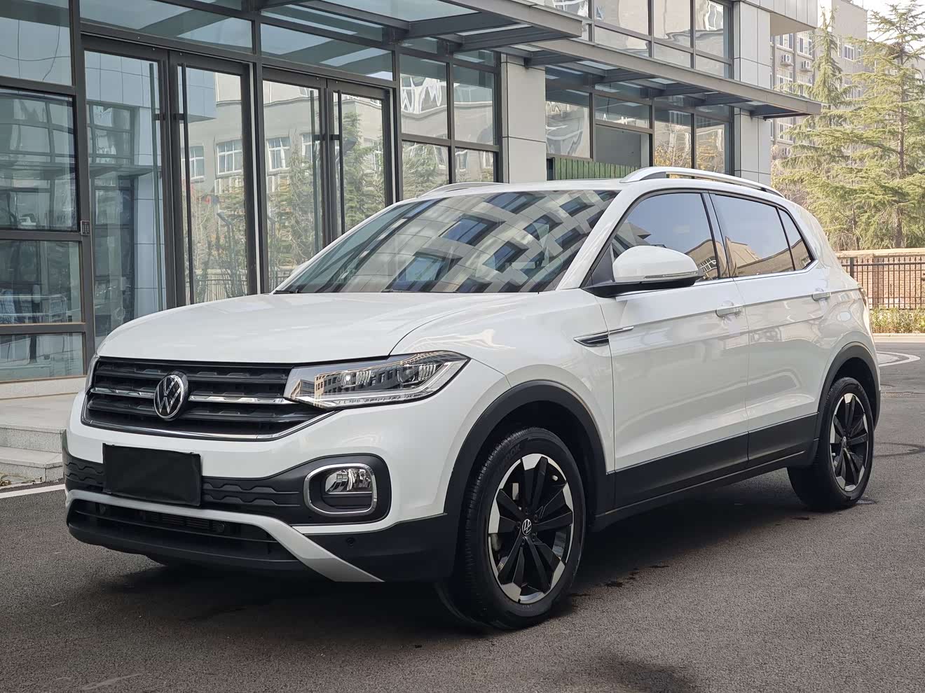 Volkswagen Tacqua 2022 car image 