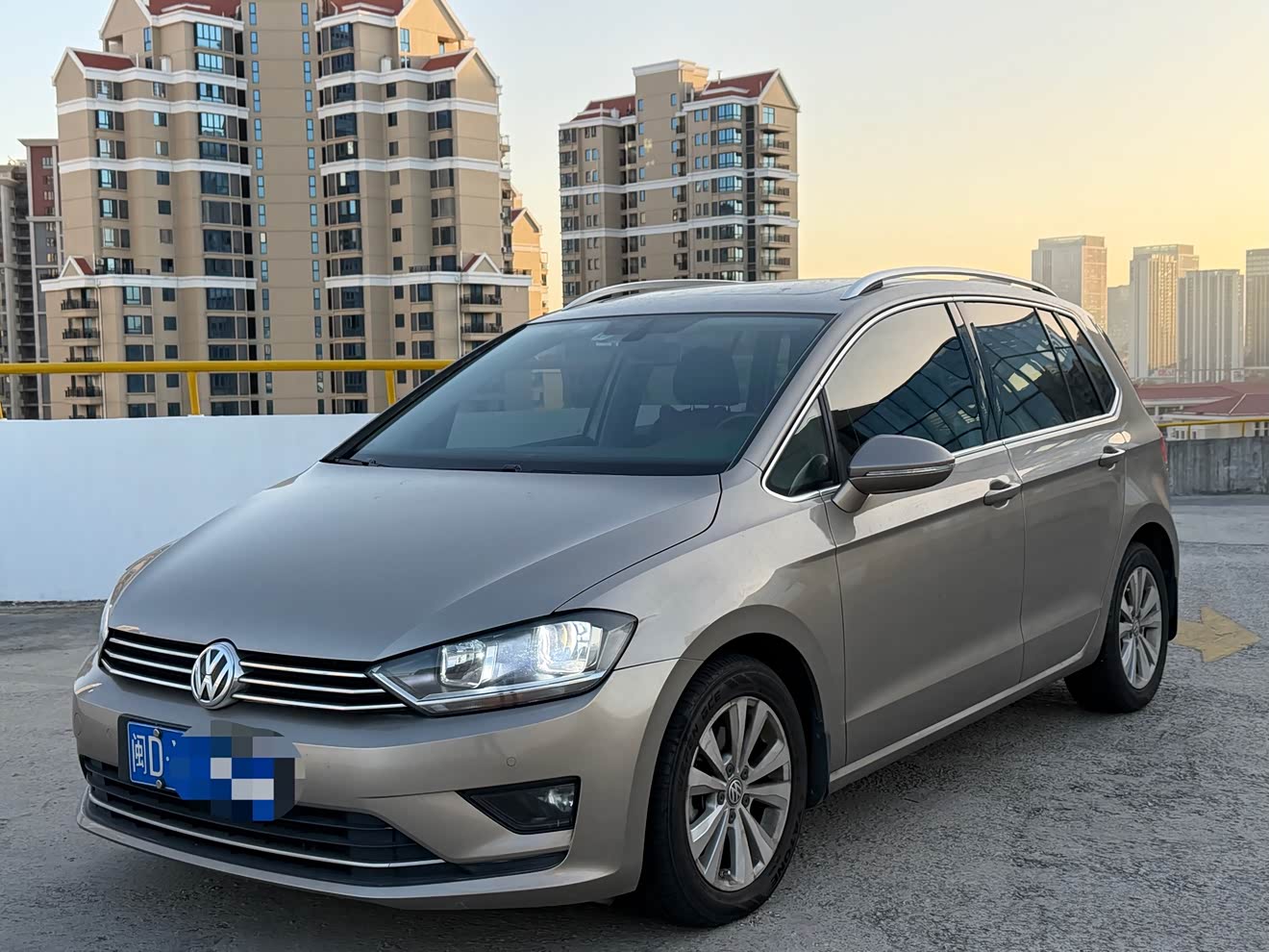 Volkswagen Golf Sportsvan 2016 Volkswagen Golf Sportsvan 2016 汽车图片