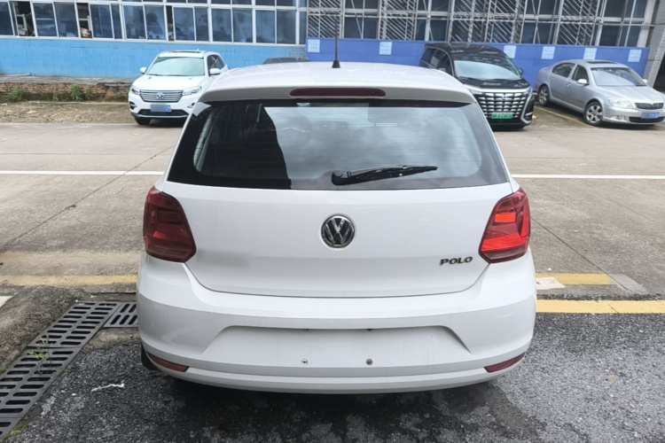 Volkswagen Polo 2016 #6 Volkswagen Polo 2016 car image #6