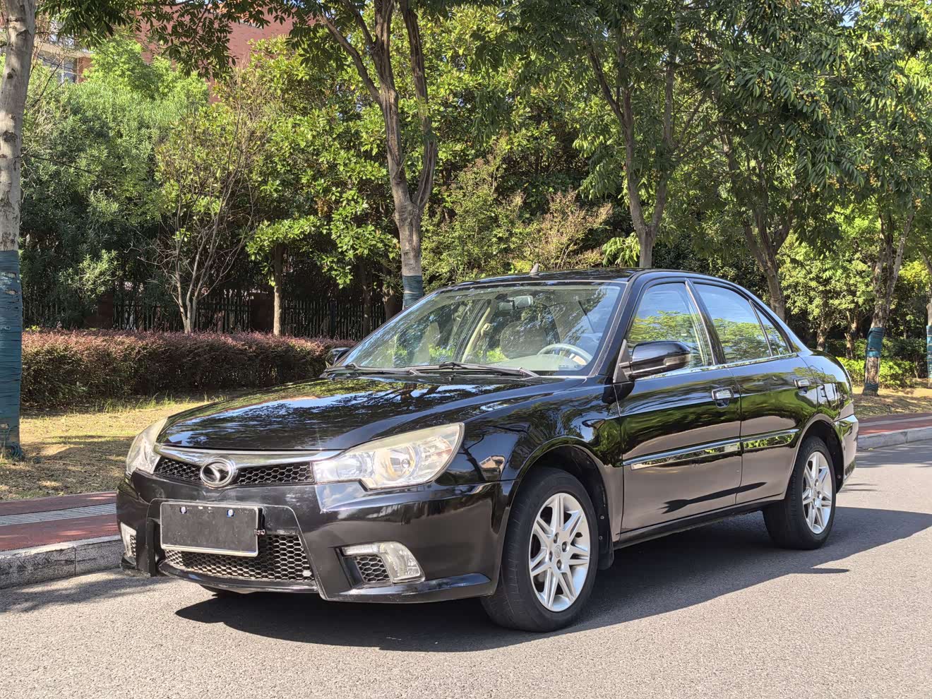 Soueast V3 Lingyue 2011 Soueast V3 Lingyue 2011 car image