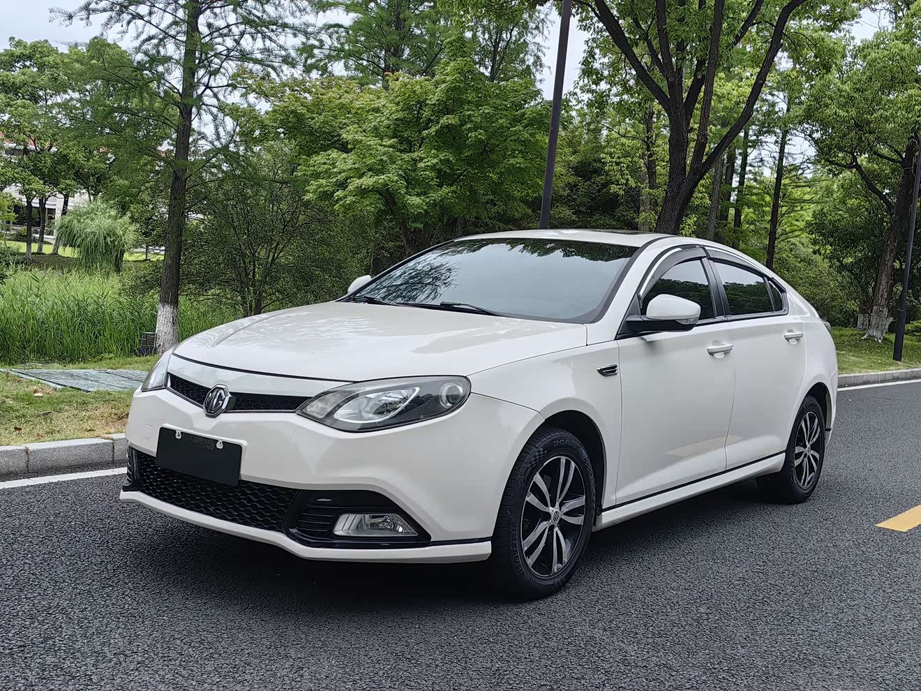 名爵 MG6 2014 汽车图片 