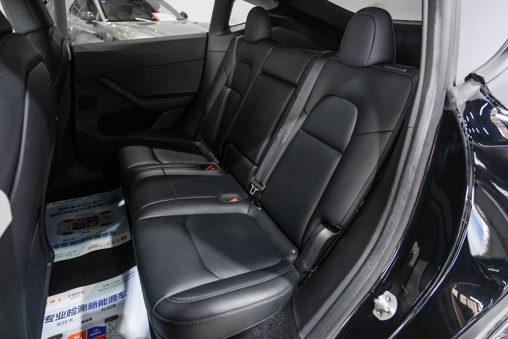 Tesla Model Y 2023 car image #7
