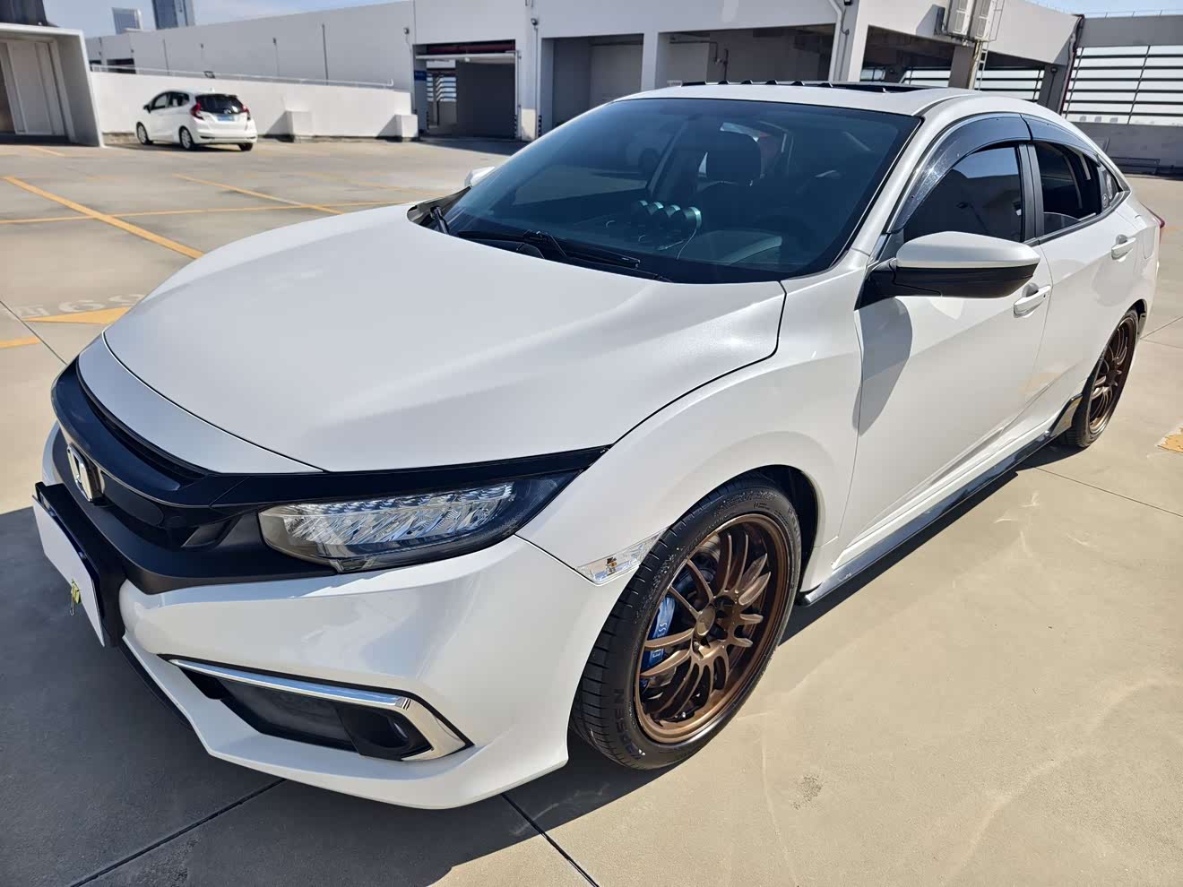 Honda Civic 2019 car image 