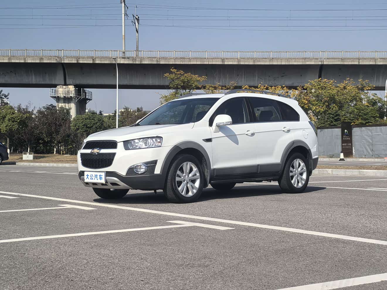 Chevrolet Captiva 2015 Chevrolet Captiva 2015 car image