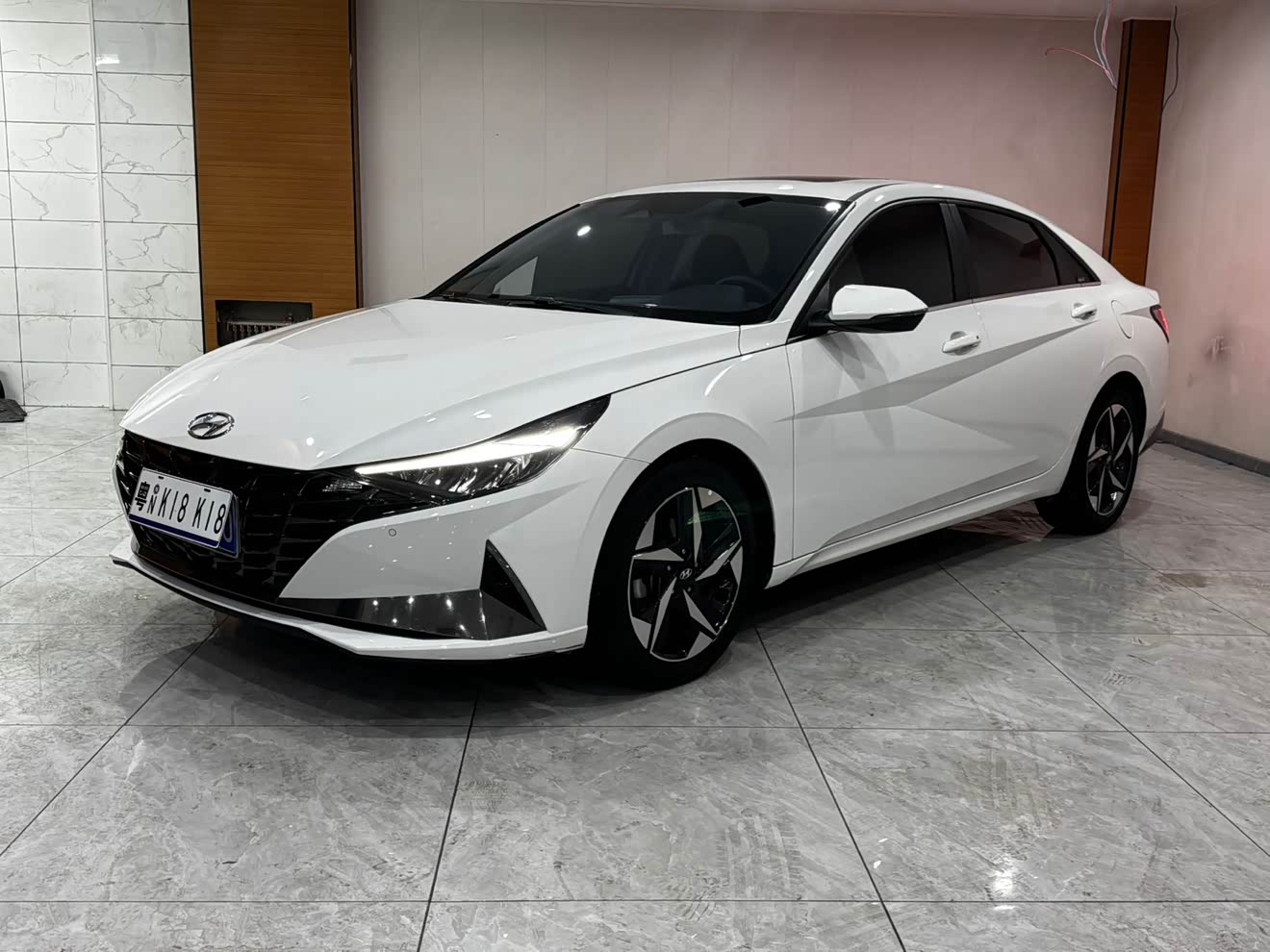 现代 伊兰特 2022 汽车图片 