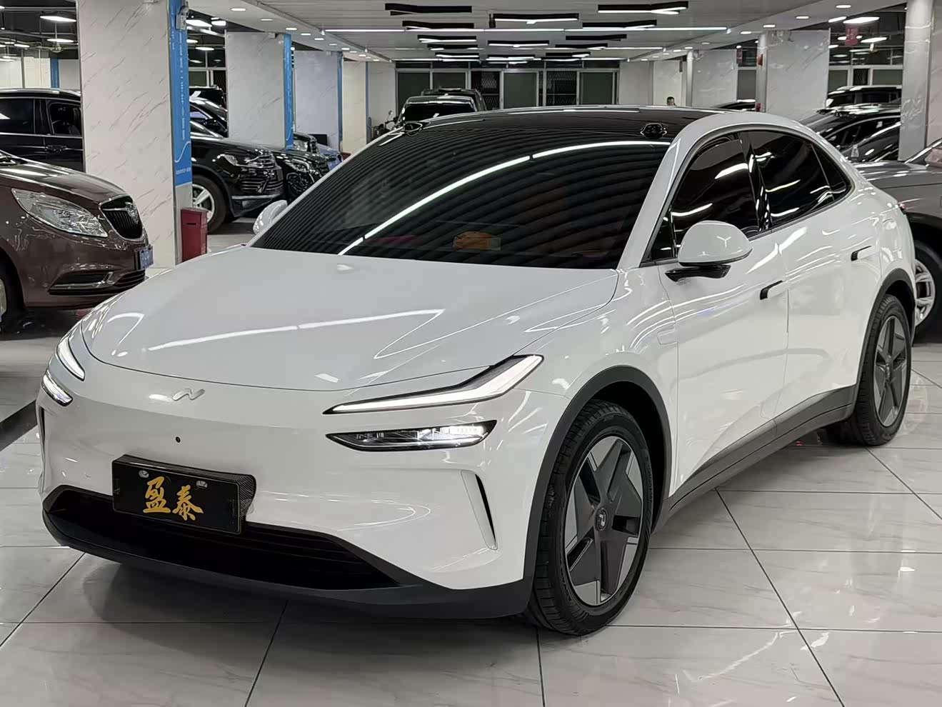 2025 car image 