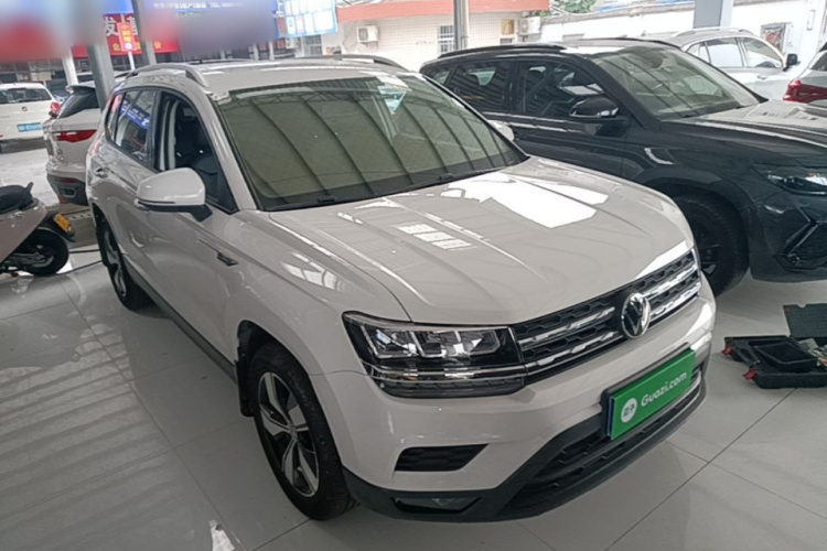 Volkswagen Tharu 2023 car image #4