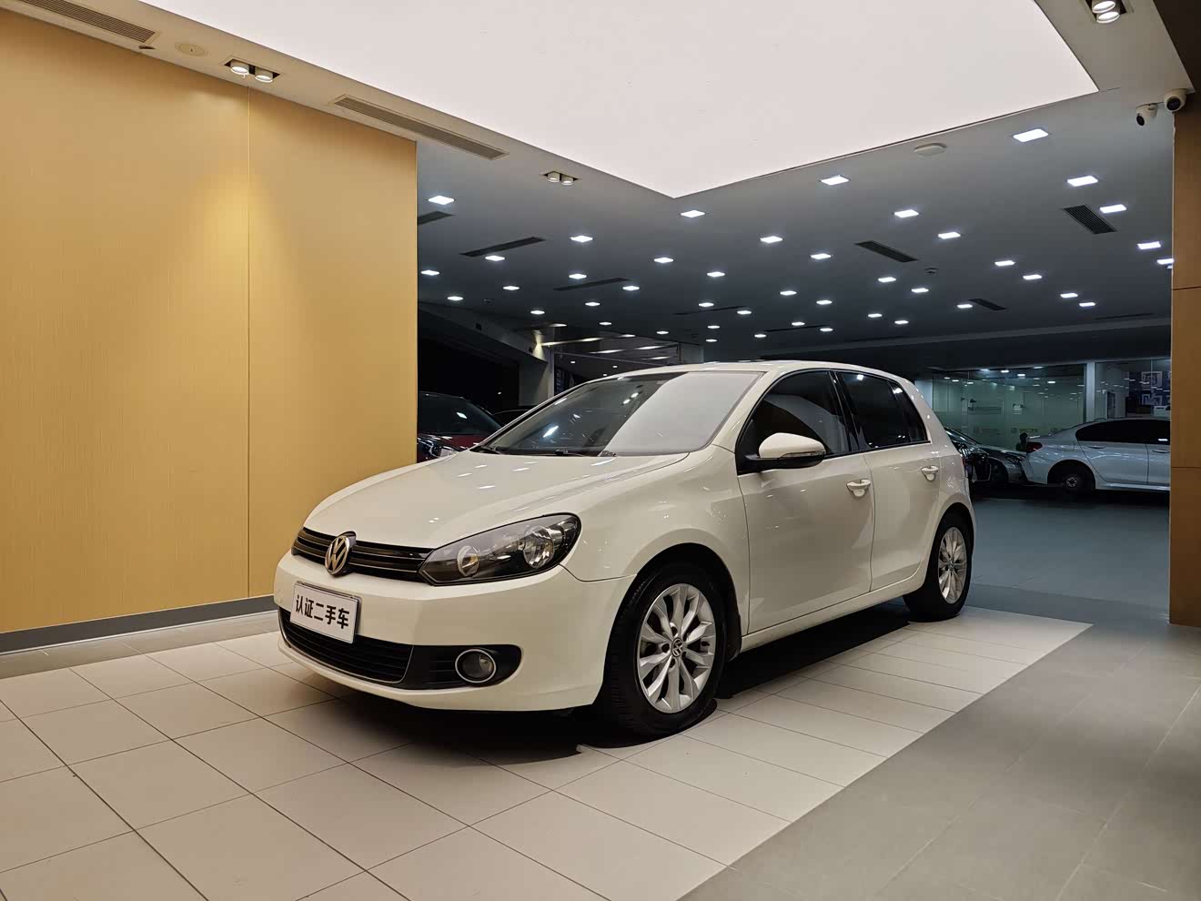 Volkswagen Golf 2012 Volkswagen Golf 2012 car image