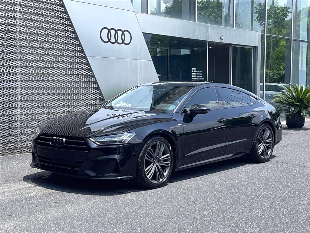Audi A7 2023 car image 