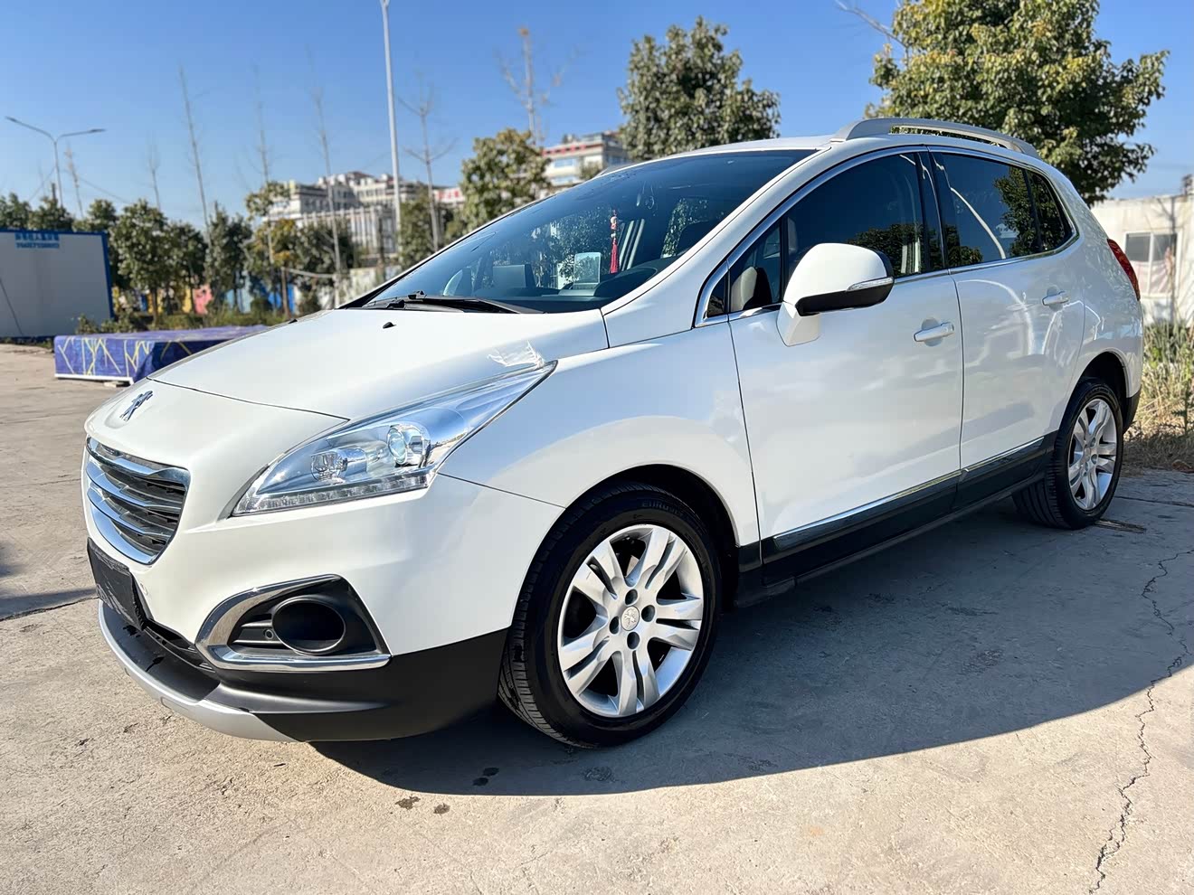 Peugeot 3008 2013 image de voiture 