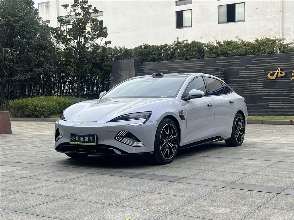 BYD Seal 2024 car image 